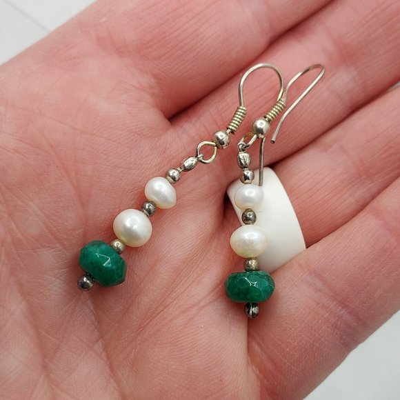 Freshwater pearl and faceted Green raw emeralds - Picture 4 of 4